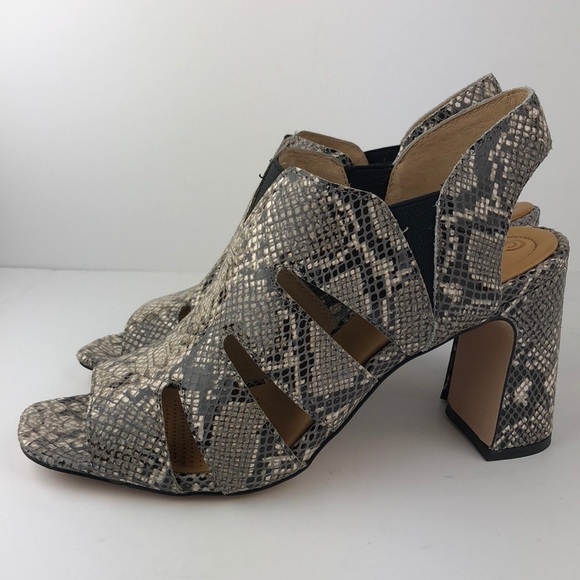 NEW Corso Como Madelina Peep Toe Sandals Heels 7.5 - Picture 6 of 10